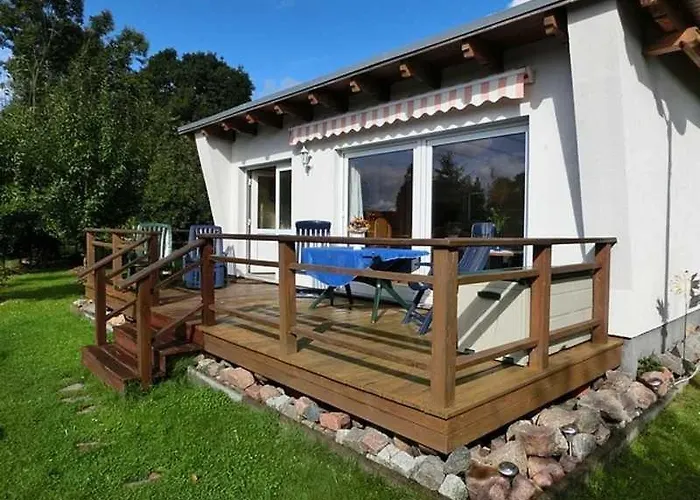 Ferienhaeuschen Hochufer